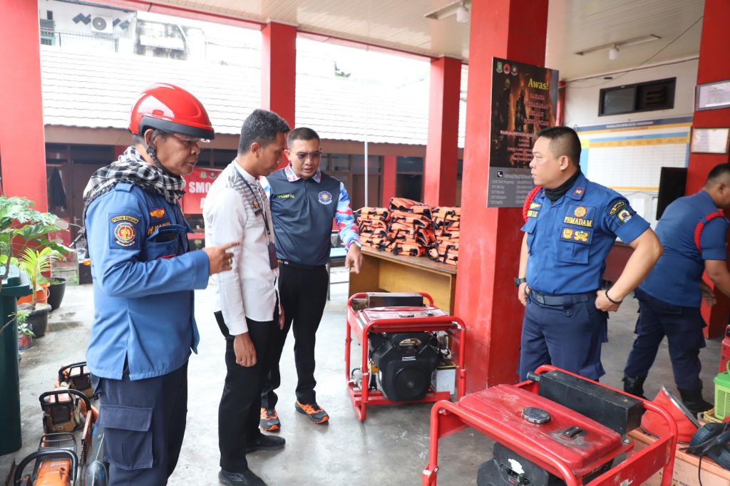 Visualisasi kesiapsiagaan personel BPBD Kota Tangerang dalam menghadapi peralihan musim.