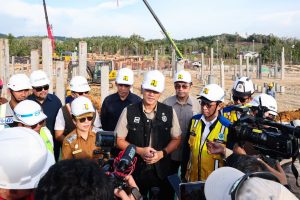 Menko AHY meninjau progres pembangunan infrastruktur strategis di Yogyakarta mulai dari pendidikan hingga jalan tol.