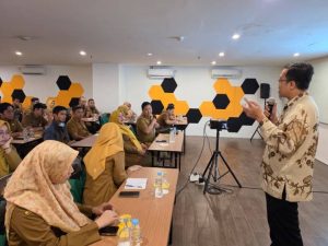 Pegawai Bapenda Kota Tangerang mengikuti bimbingan teknis penilaian NJOP bumi dan pemutakhiran Zona Nilai Tanah.